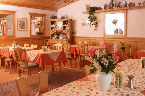 Hotel Dernbachtal Esterno foto