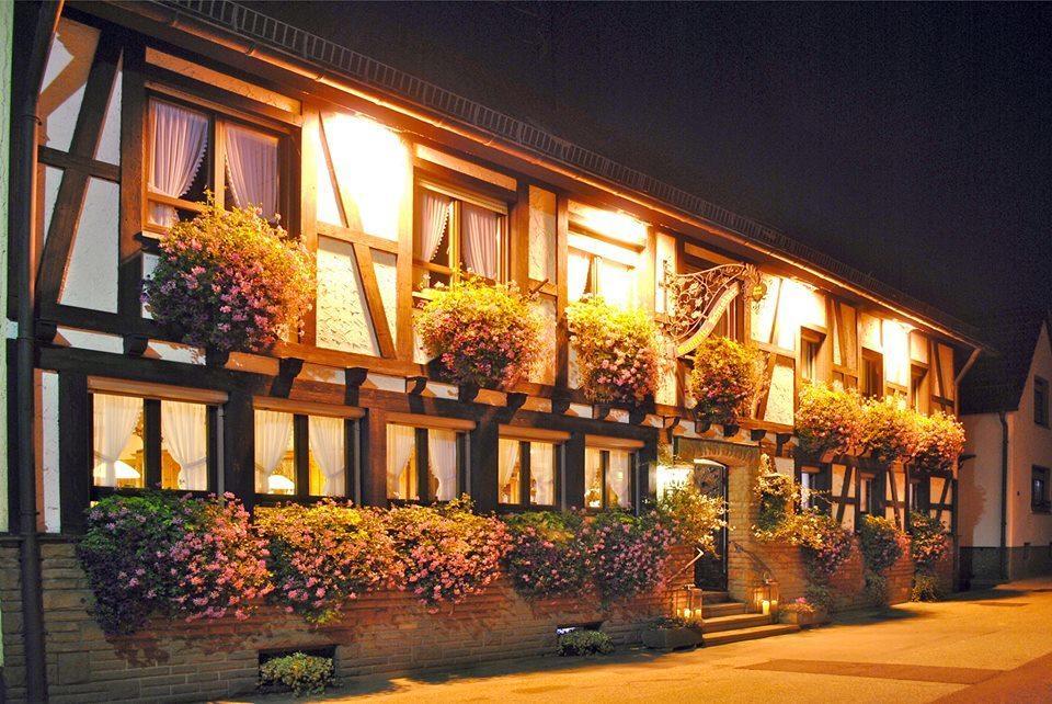 Hotel Dernbachtal Esterno foto